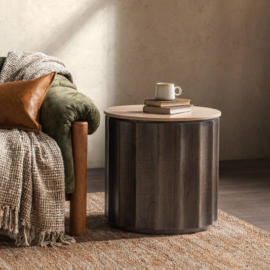 Baylee 22" Round End Table - Roast Tan