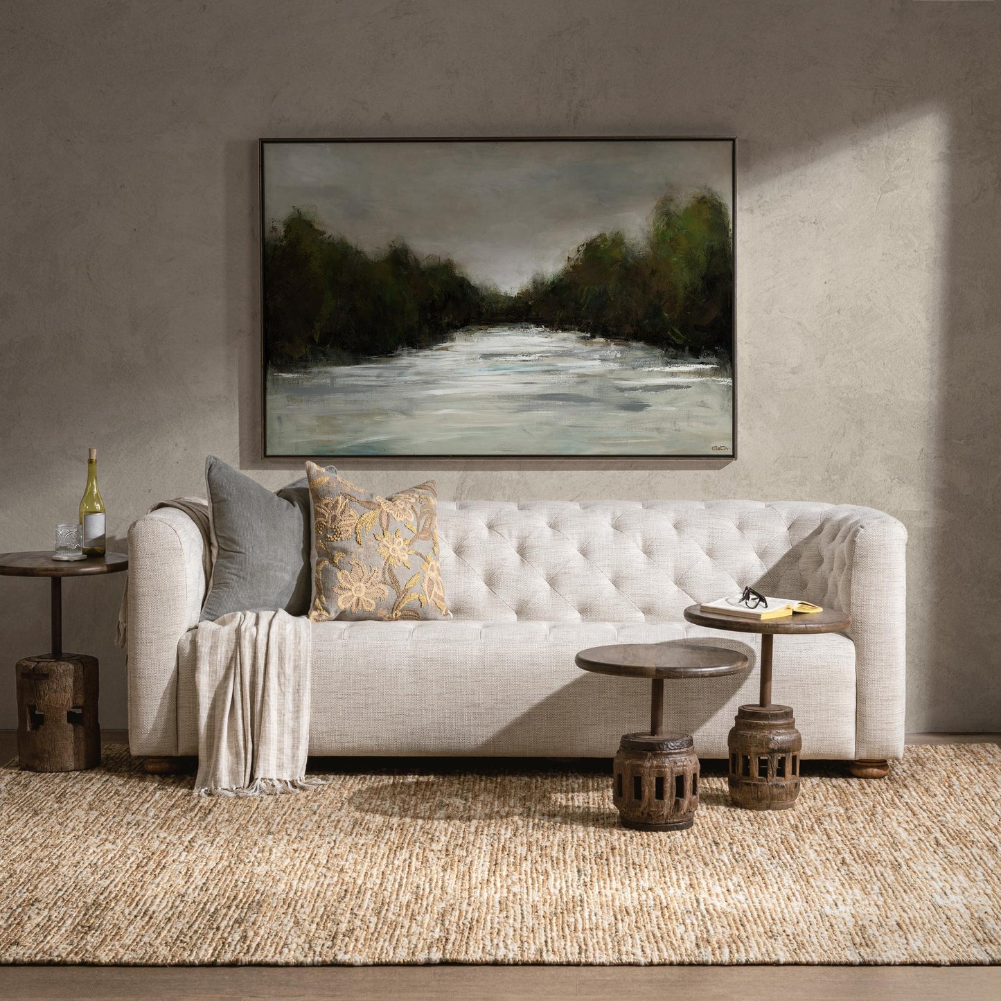 Amira 18" Small Round Accent Table