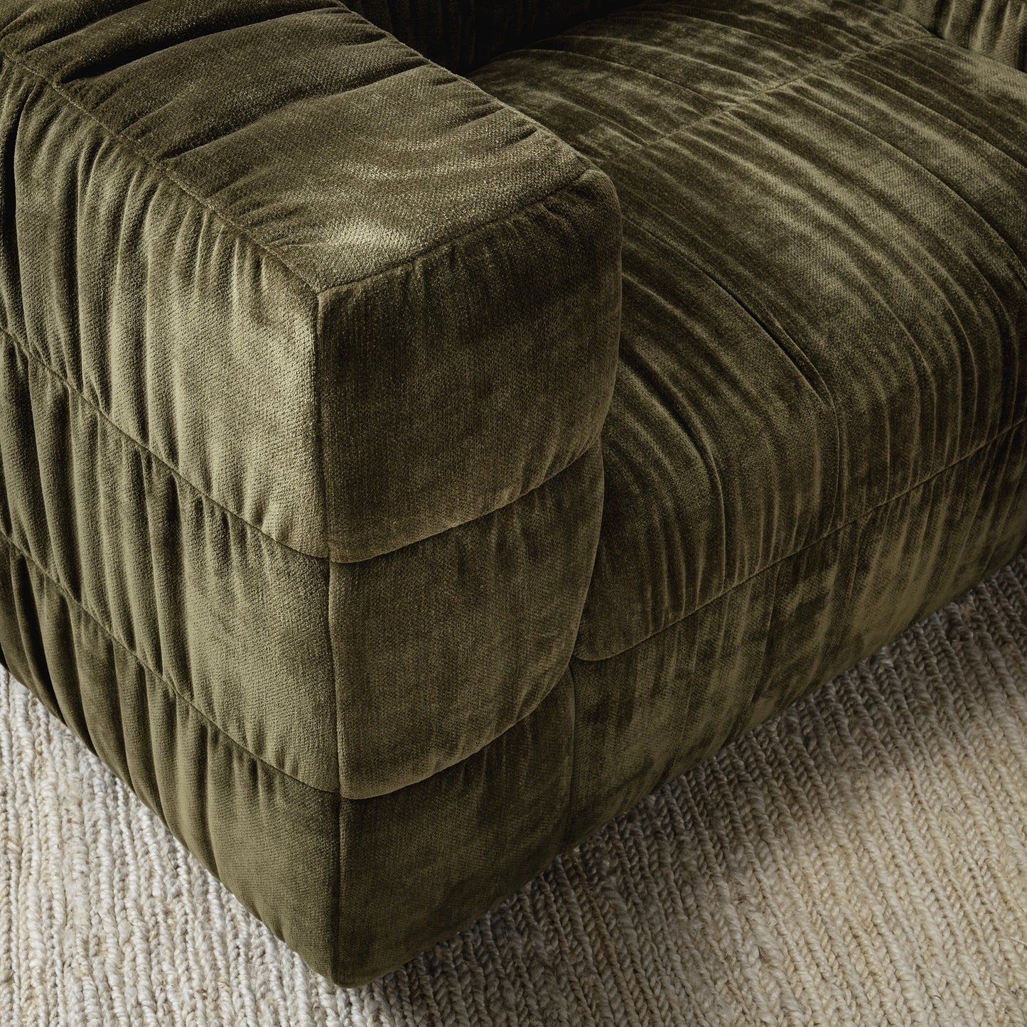 Afeela Upholstered Swivel Chair - Fern Green