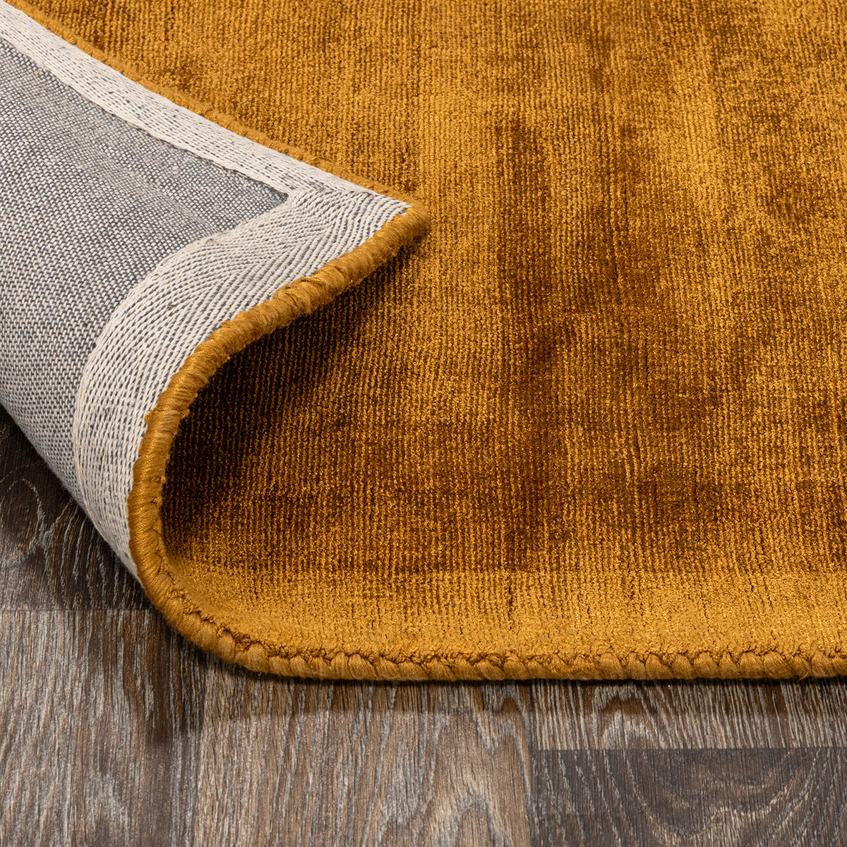 Berlin Distressed Rug - Vintage Gold