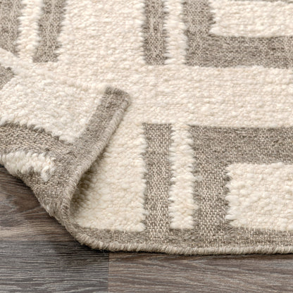 Kavala Rug - Charcoal/Ivory