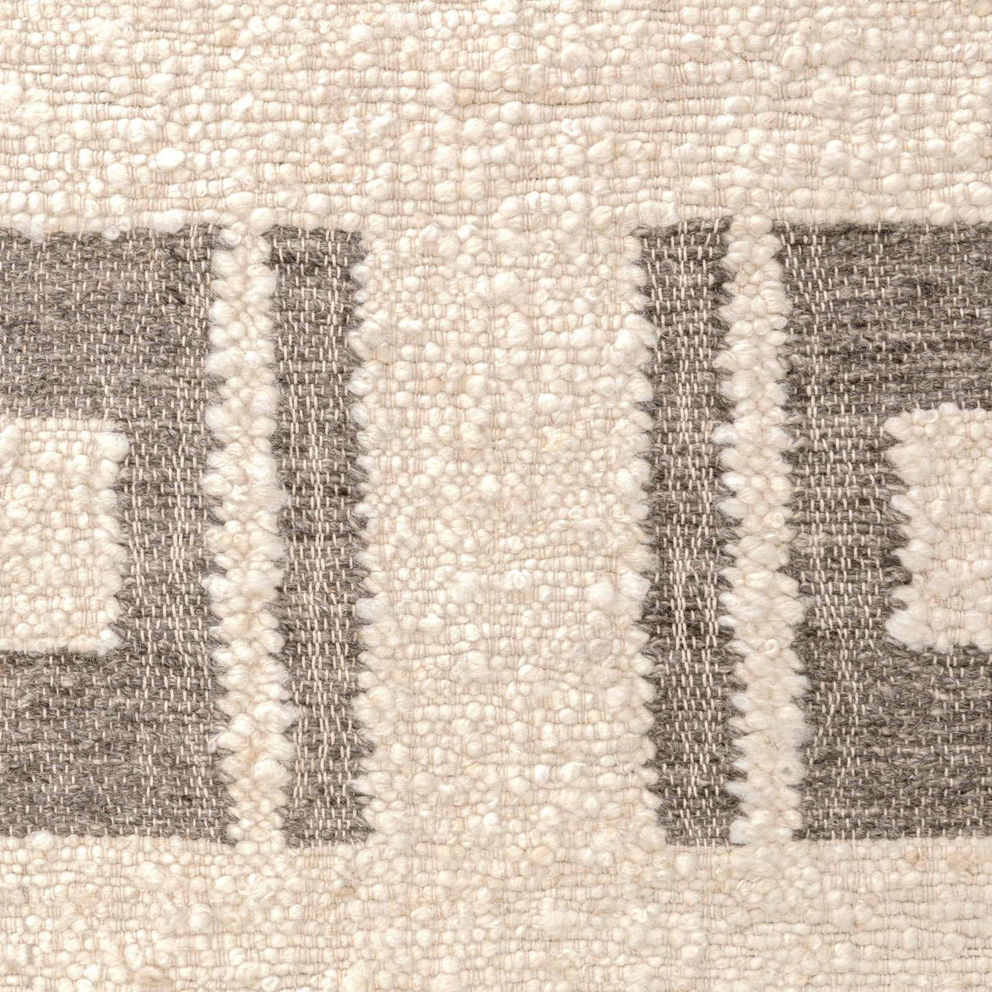 Kavala Rug - Charcoal/Ivory