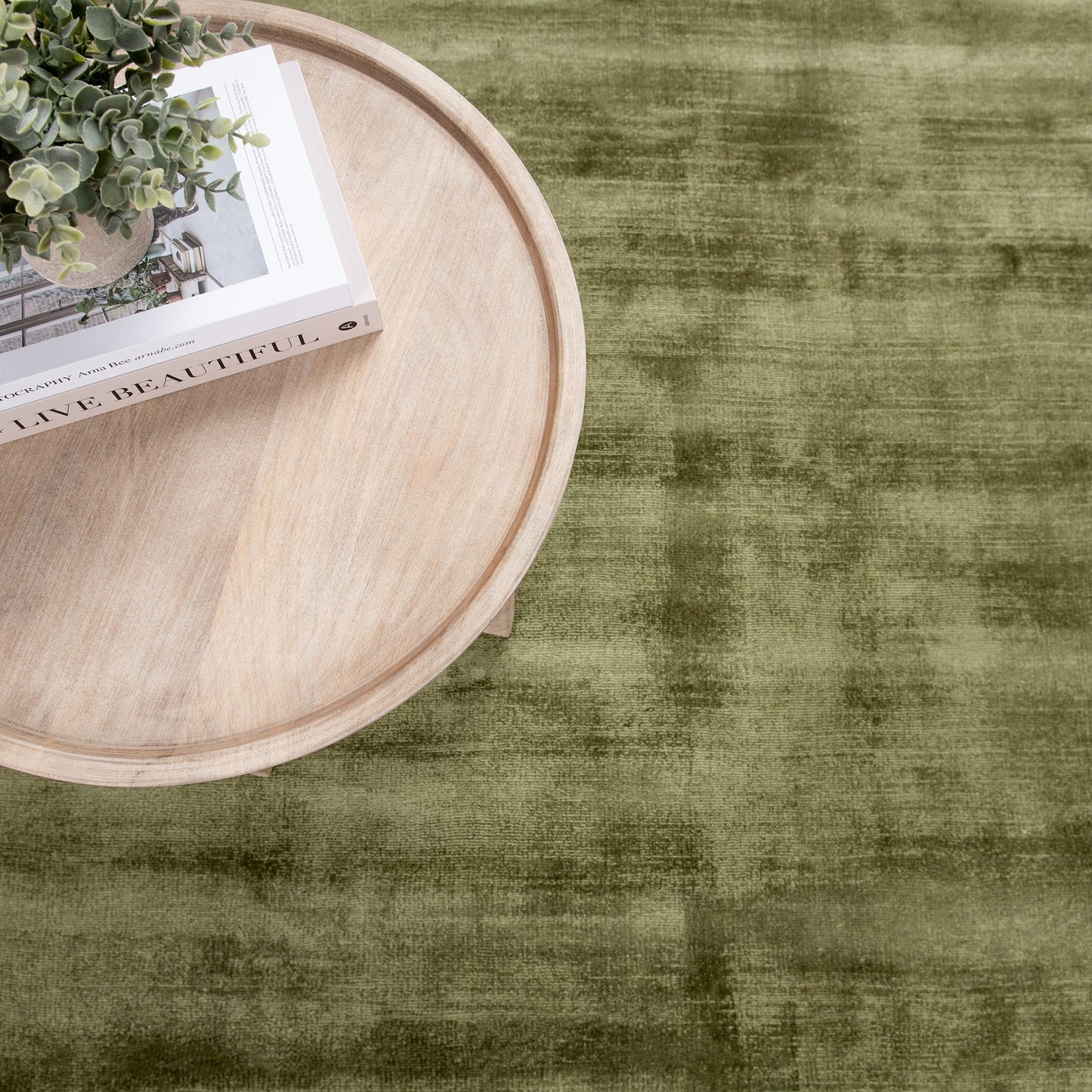 Berlin Distressed Rug - Olive Green