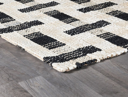 Preston Rug - Ivory/Black