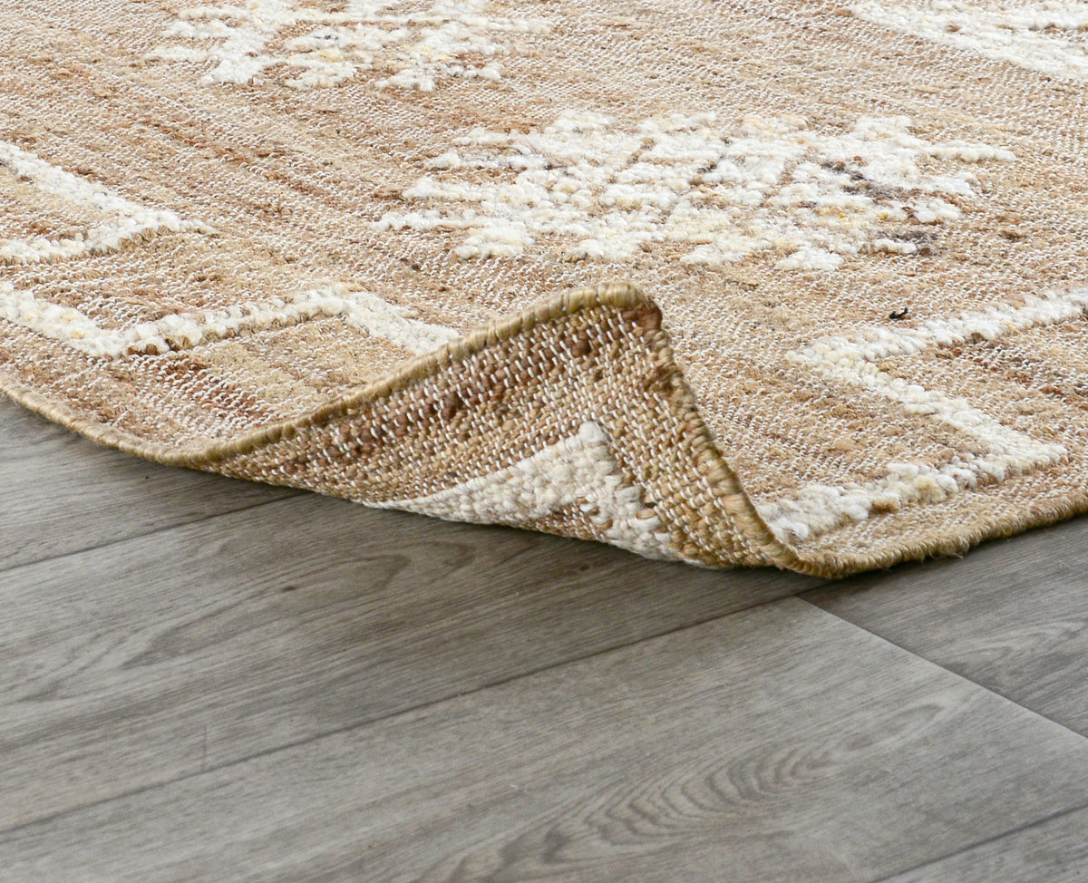 Raposa Rug - Natural/Ivory