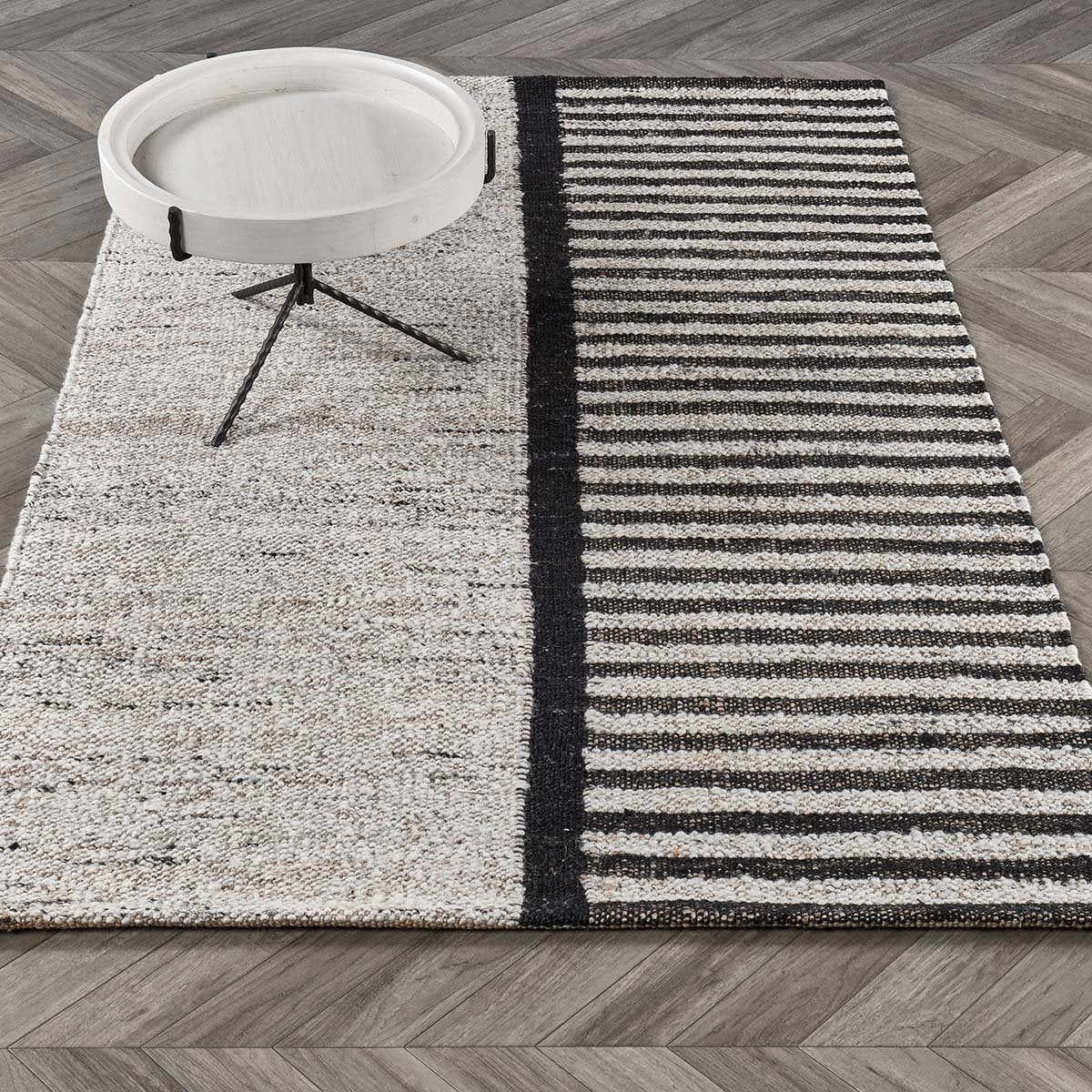 Kofu Stripe Rug - Natural/Black