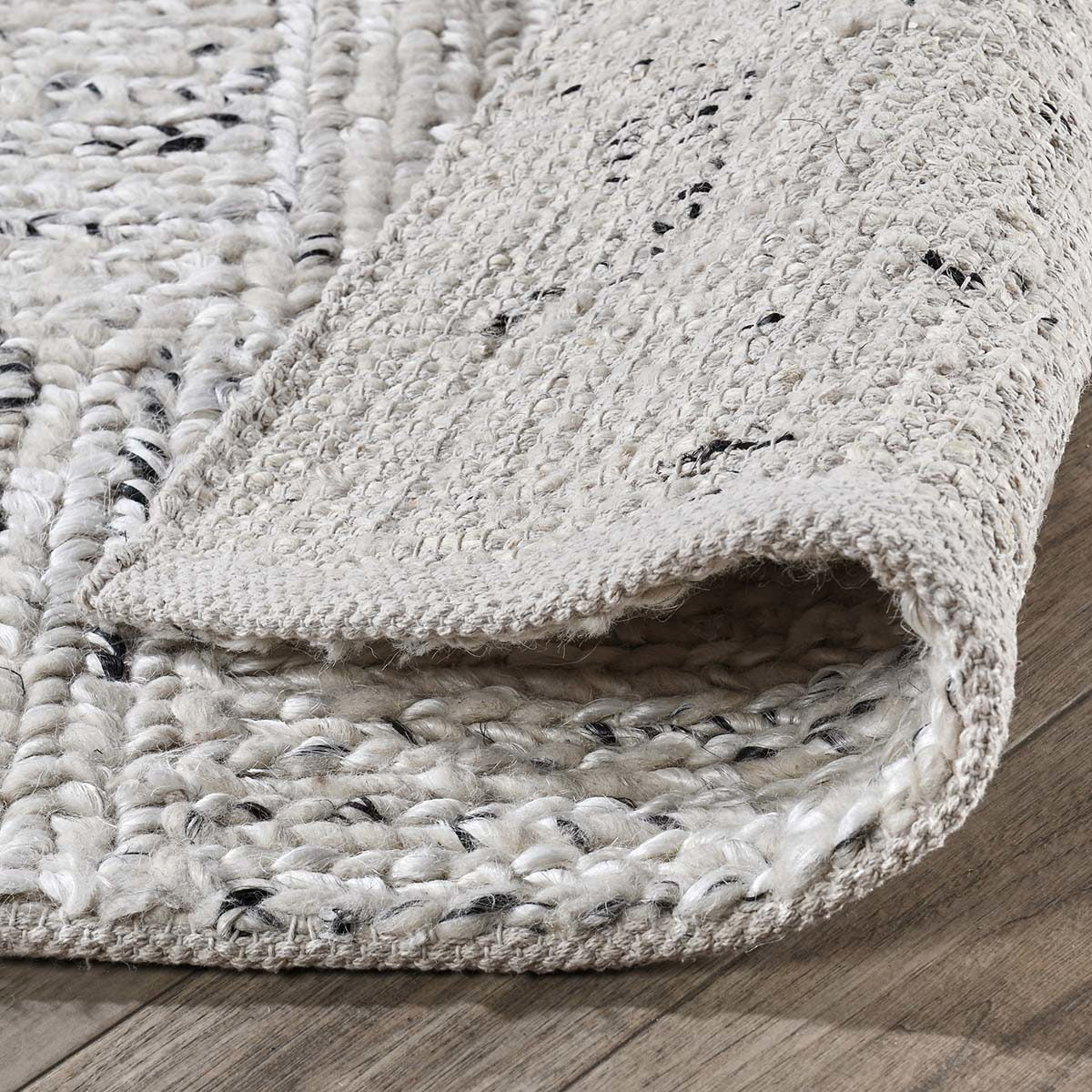 Sosa Rug - Ivory/Black