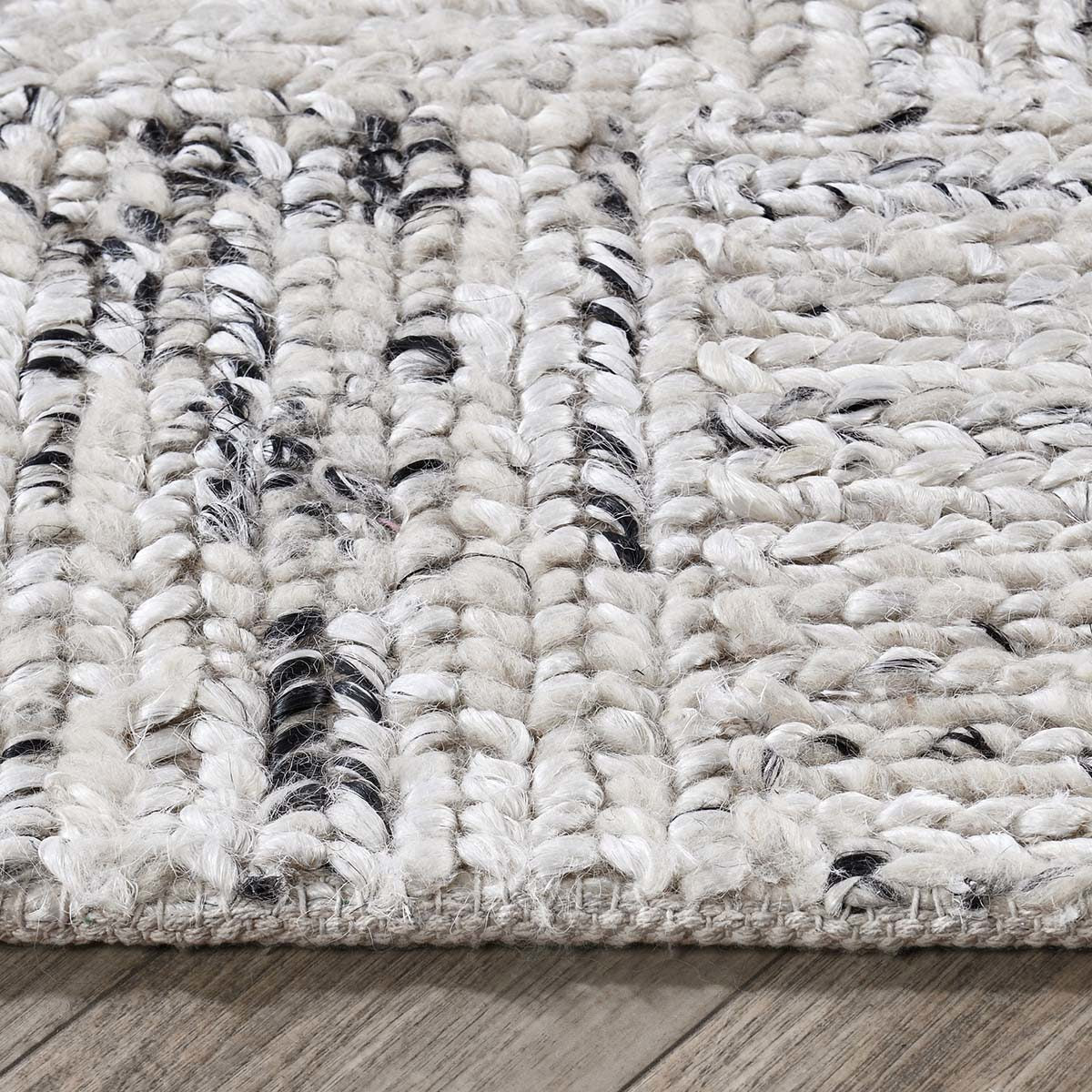 Sosa Rug - Ivory/Black