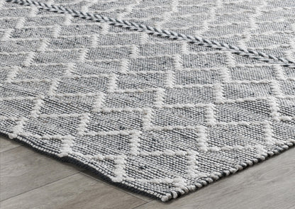 Indoor/Outdoor Sonora Rug - Green/Ivory