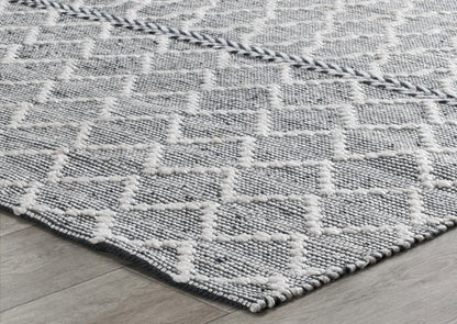 Indoor/Outdoor Sonora Rug - Green/Ivory