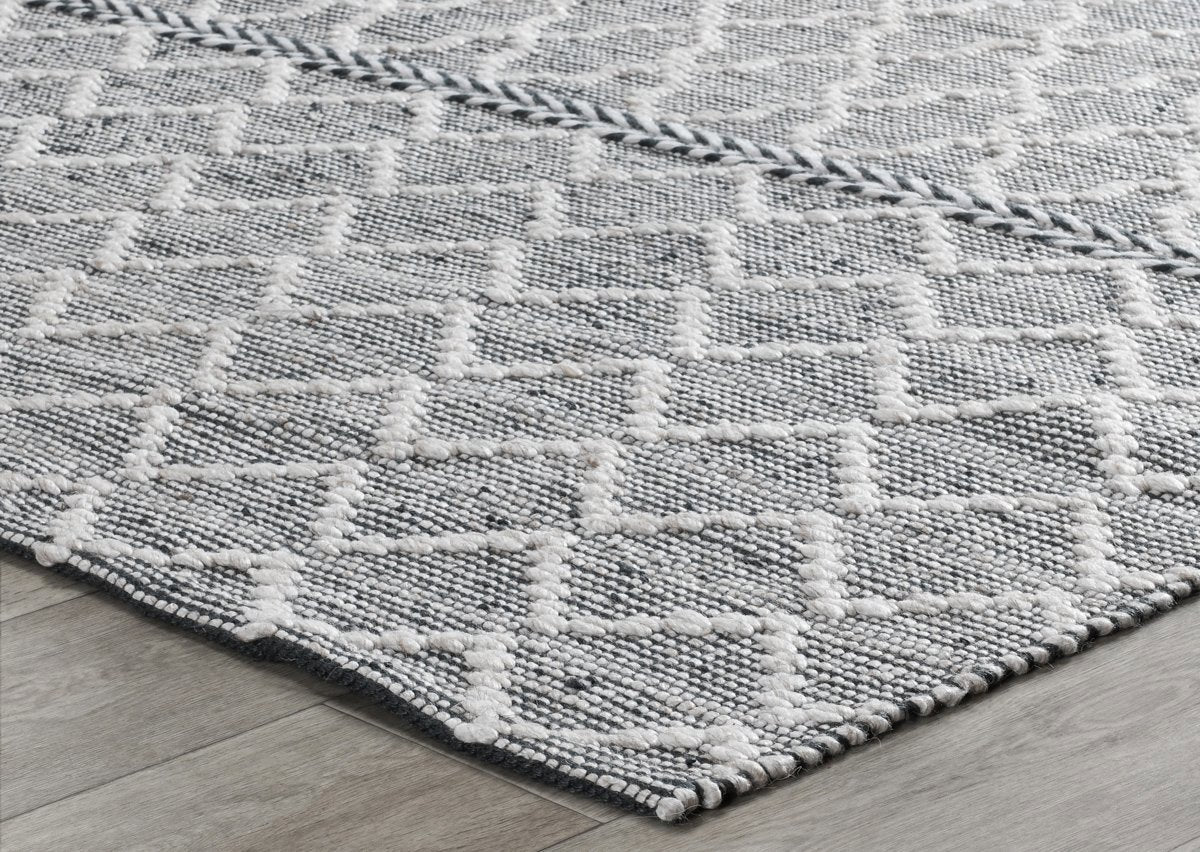Indoor/Outdoor Sonora Rug - Green/Ivory