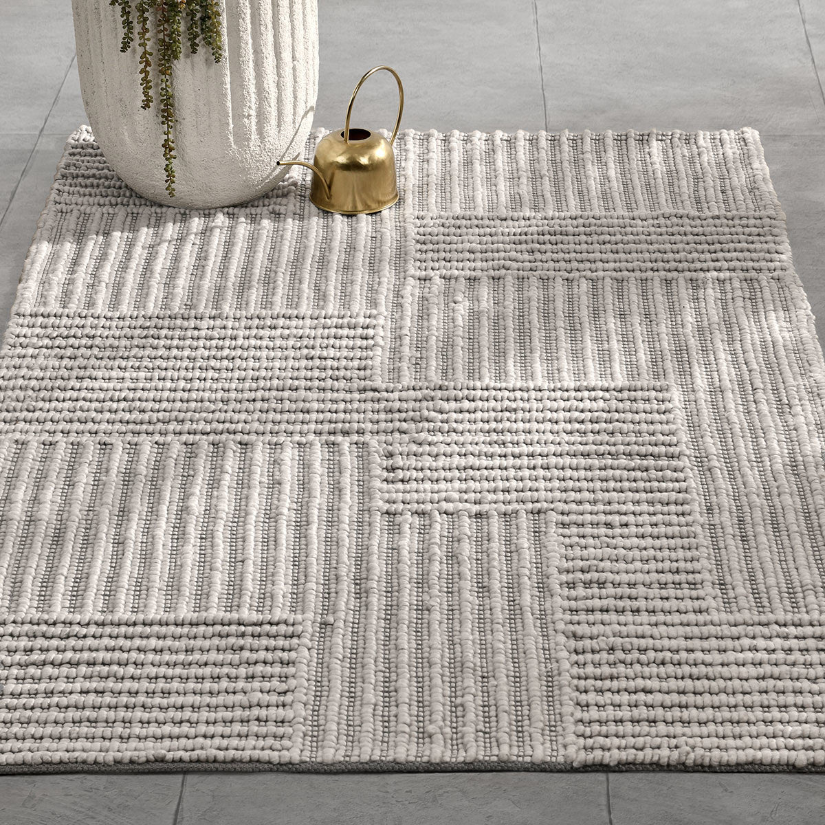 Performance Clayton Rug - Light Gray
