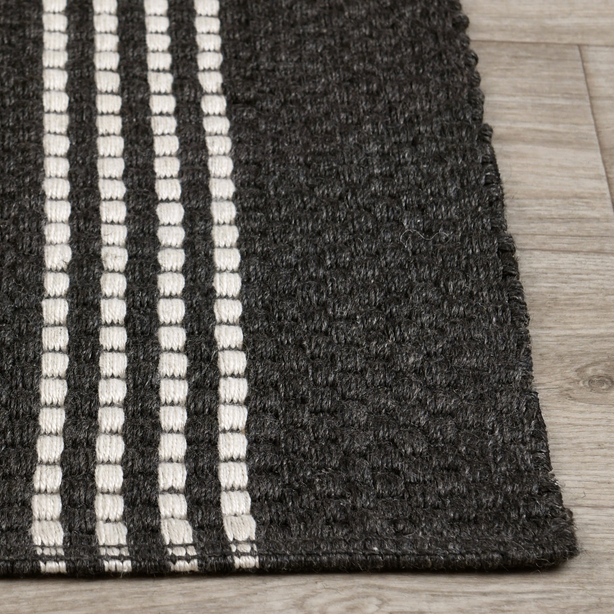 Performance Sorrento Stripe Rug - Charcoal/Ivory