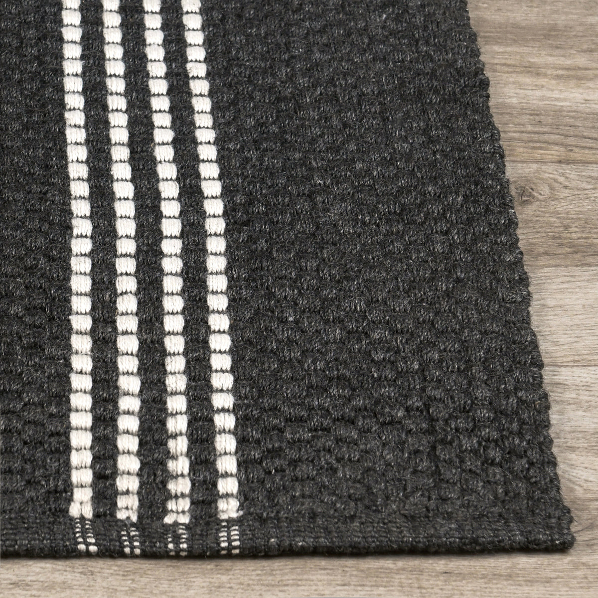 Performance Sorrento Stripe Rug - Charcoal/Ivory