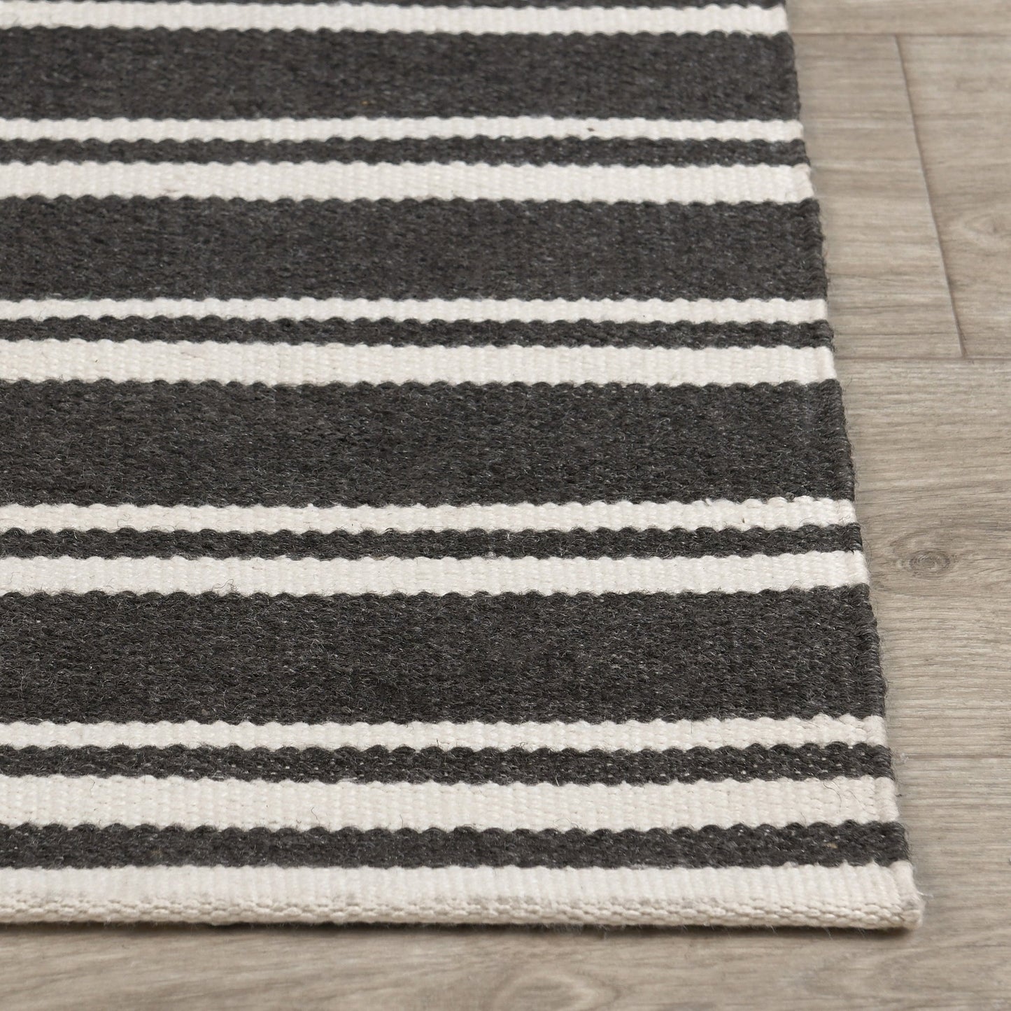 Performance Palma Stripe Rug - Charcoal/Ivory
