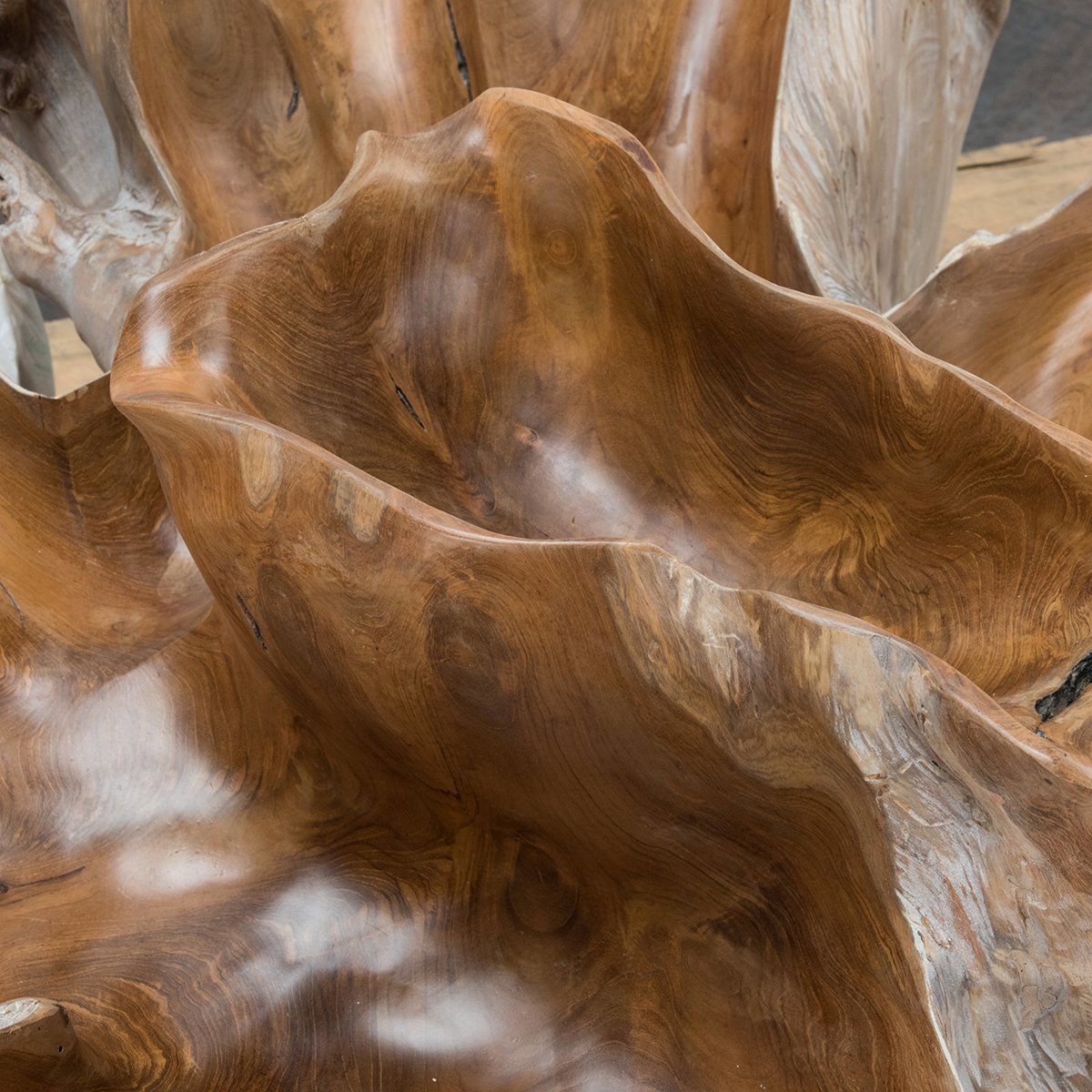 Hailey Teak Root/Glass Round Coffee Table - Natural White Wash