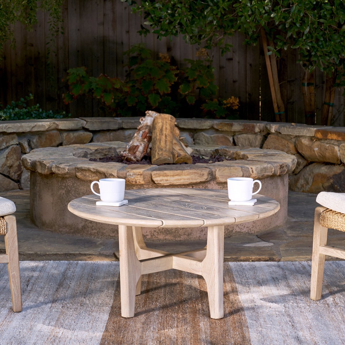 Dawn Outdoor Round Coffee Table - Gray