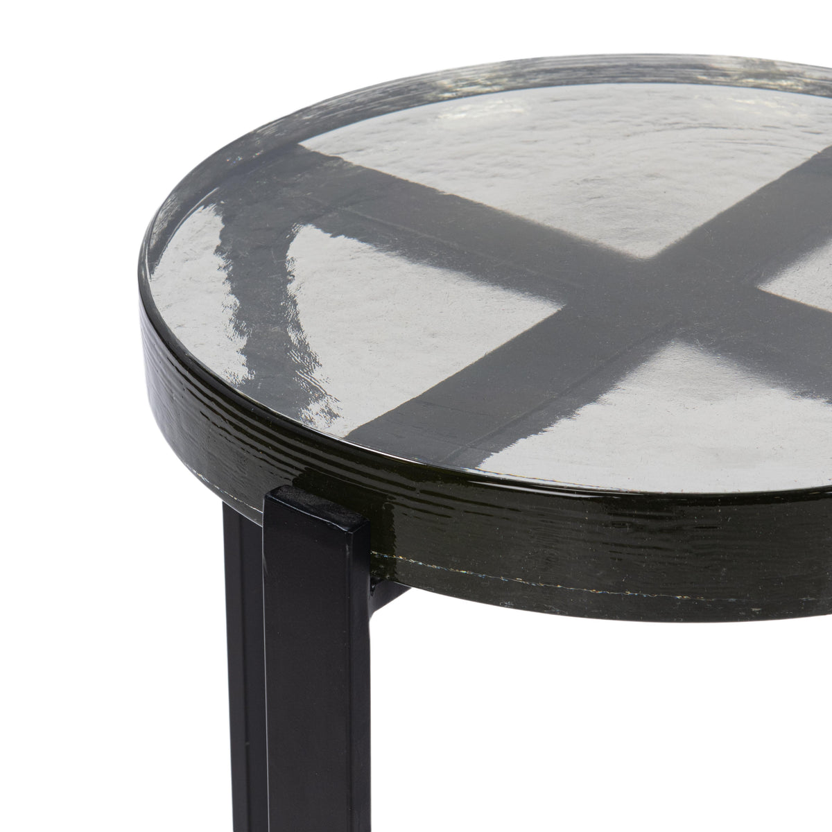 Gallie Round Accent Table - Black