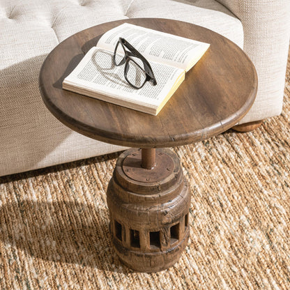 Amira 18" Medium Round Accent Table