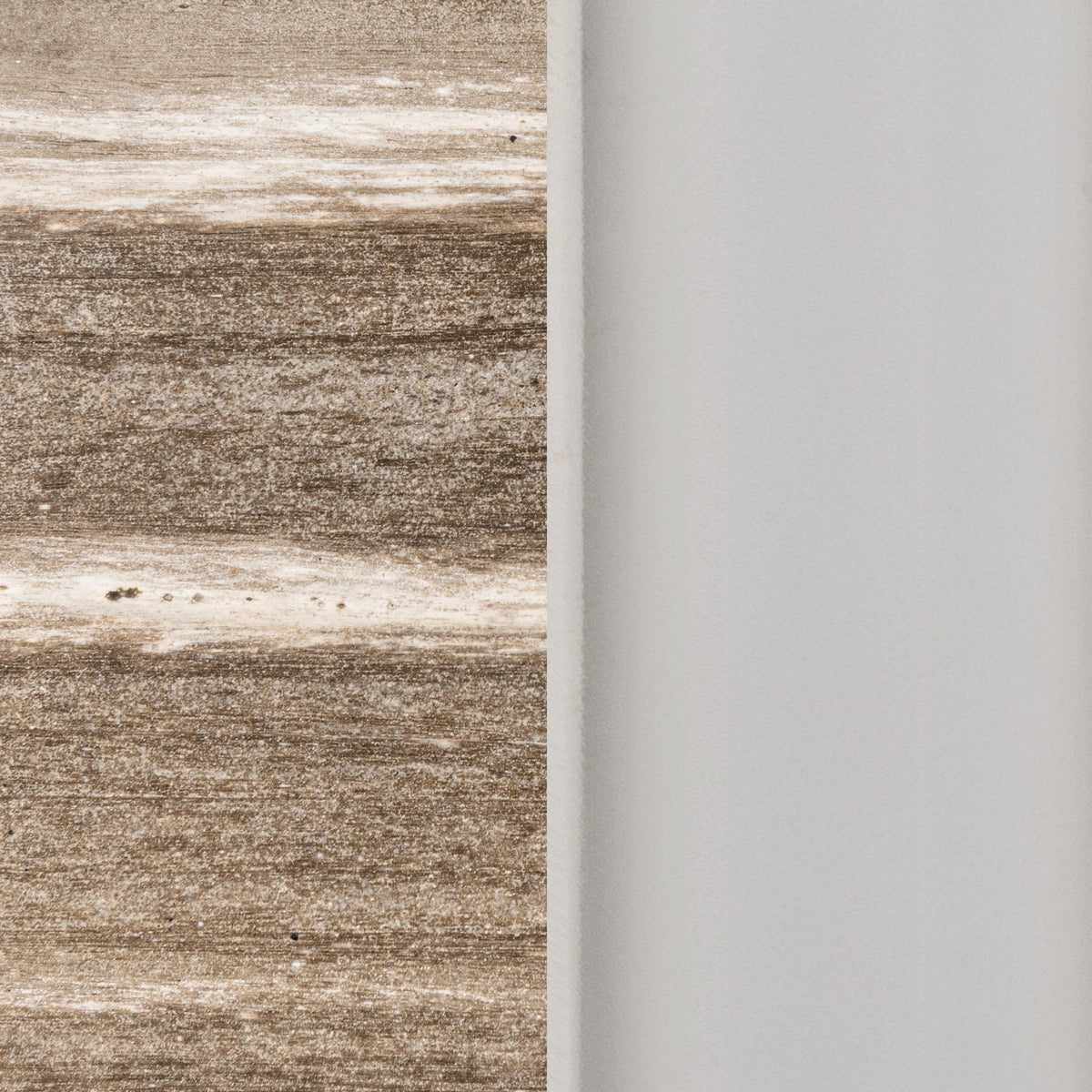 Jordyn Round Small Accent Table - Sepia Vein