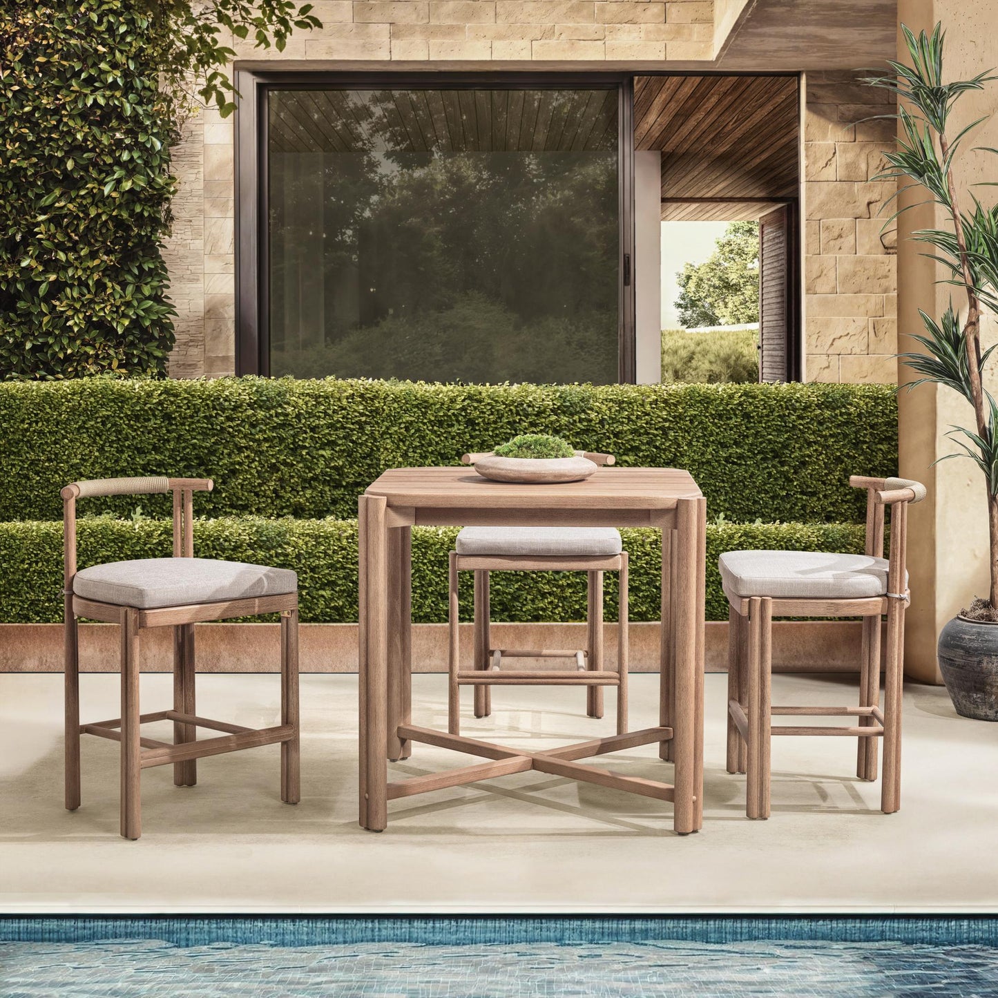 Oliver Outdoor 36" Gathering Table - Butterscotch
