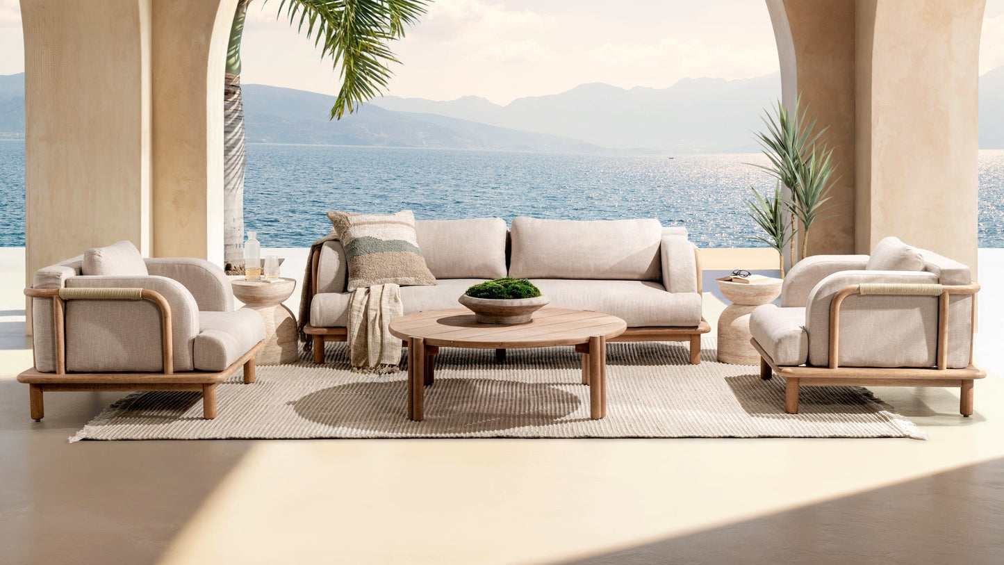 Oliver Outdoor 48" Round Coffee Table - Butterscotch