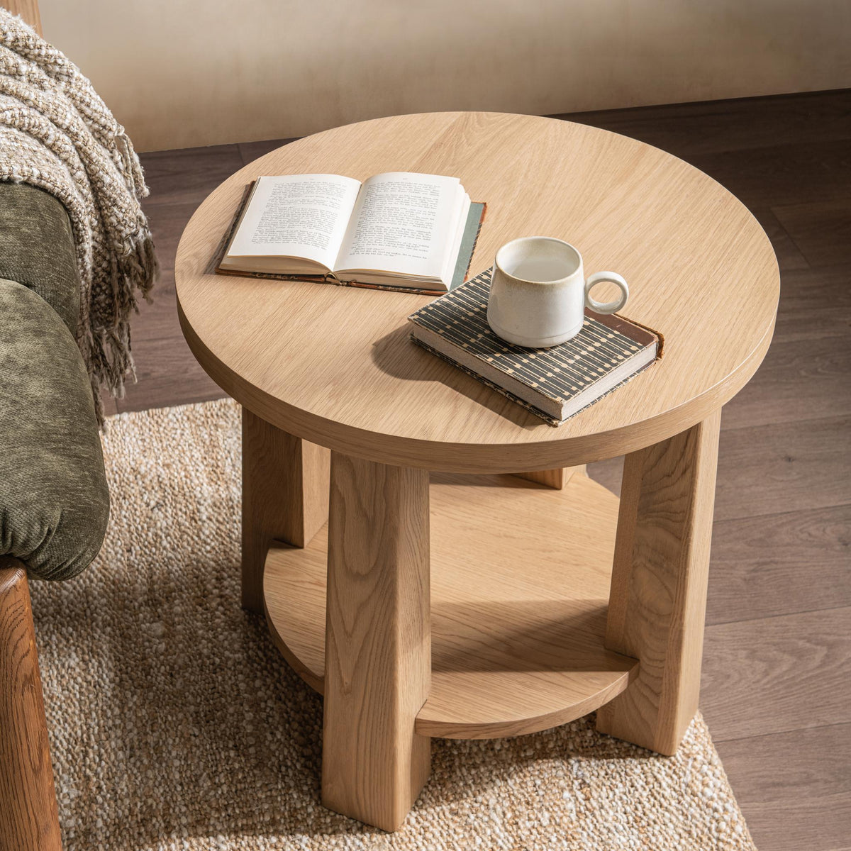 Kenzie 26" Round End Table - Natural Mist