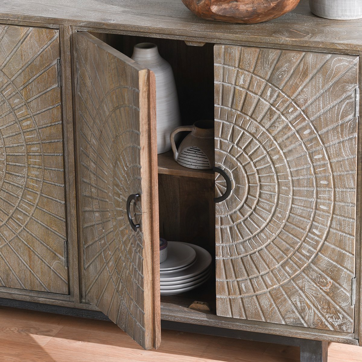 Vivienne 4Dr Cabinet - Distressed Taupe