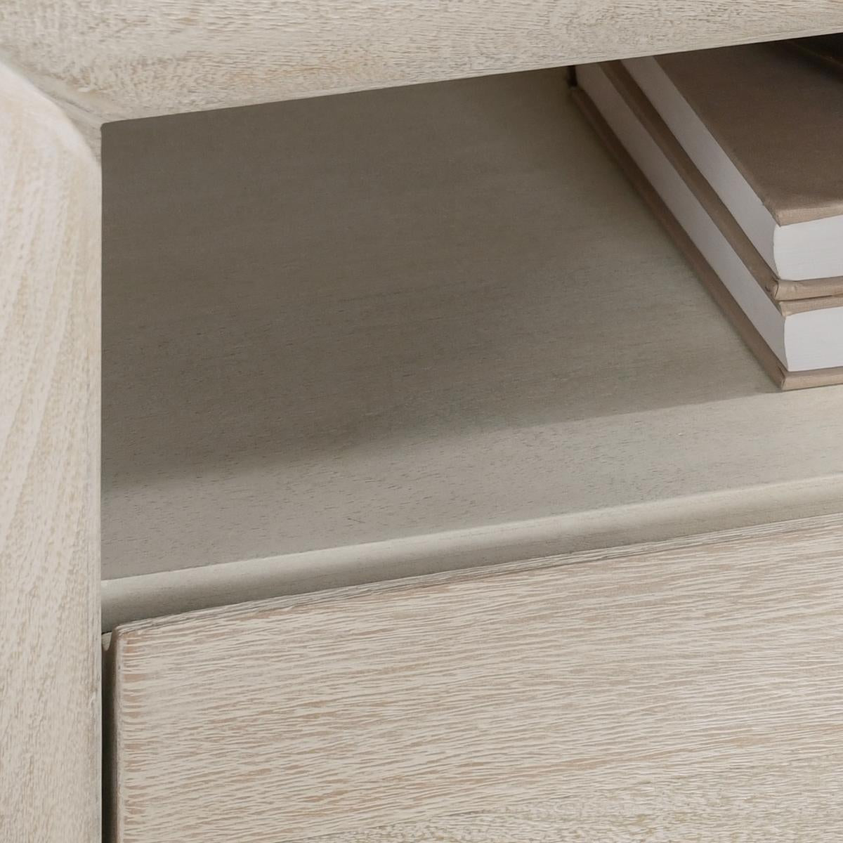 Reece 2Dwr Nightstand - Seashell White