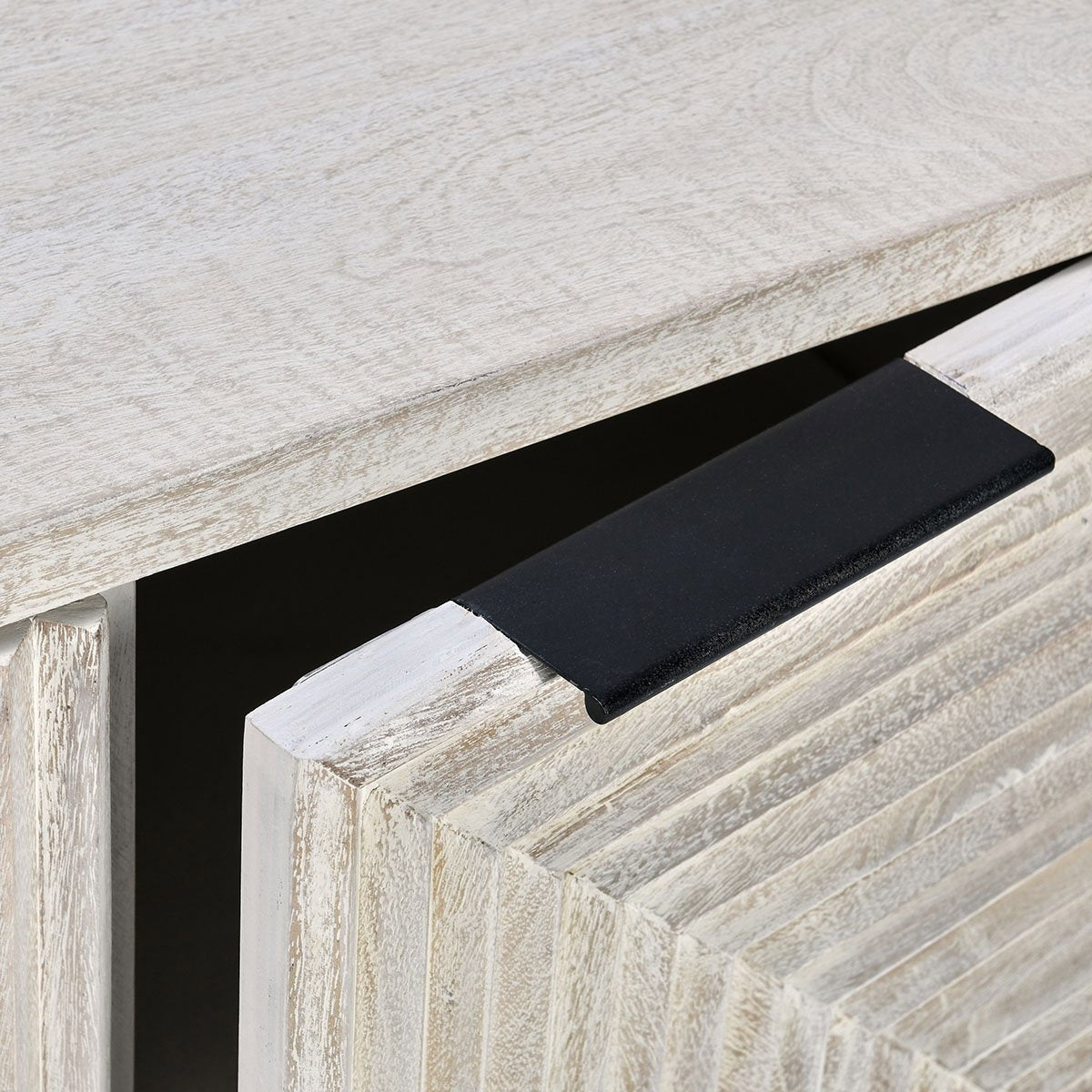 Flint 4Dr Cabinet - Coastal White