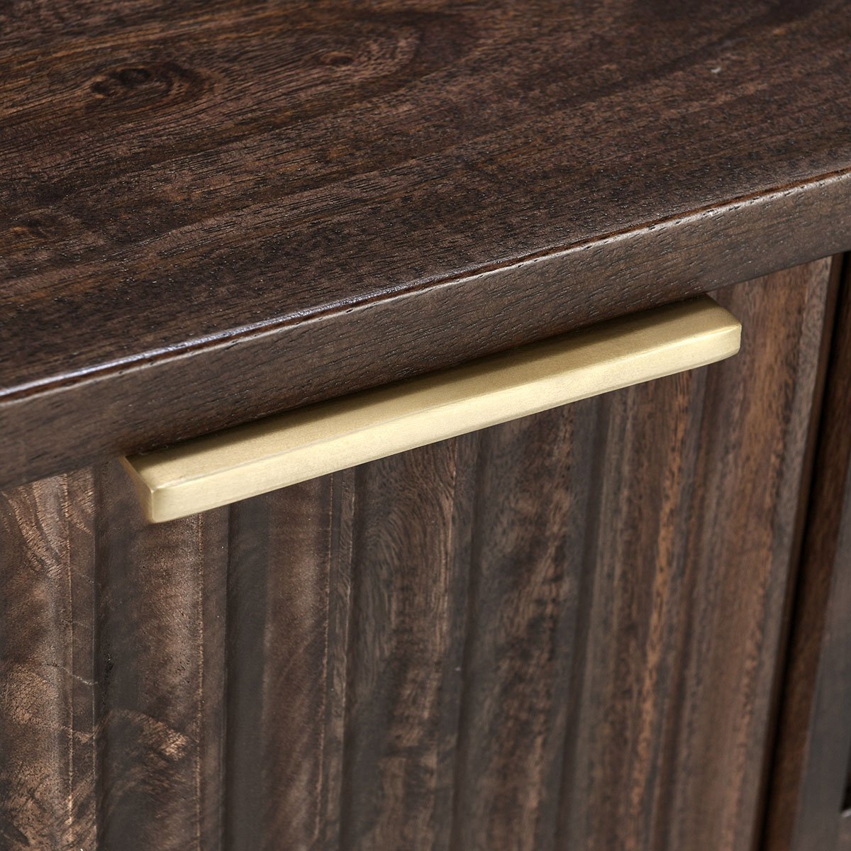 Redford 2Dr 3Dwr Cabinet - Bark Brown