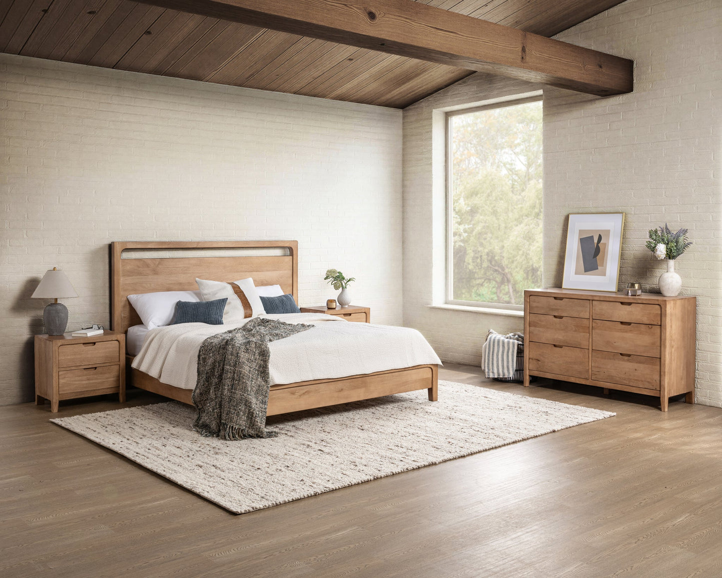 Laguna 6Dwr Dresser - Natural Maple