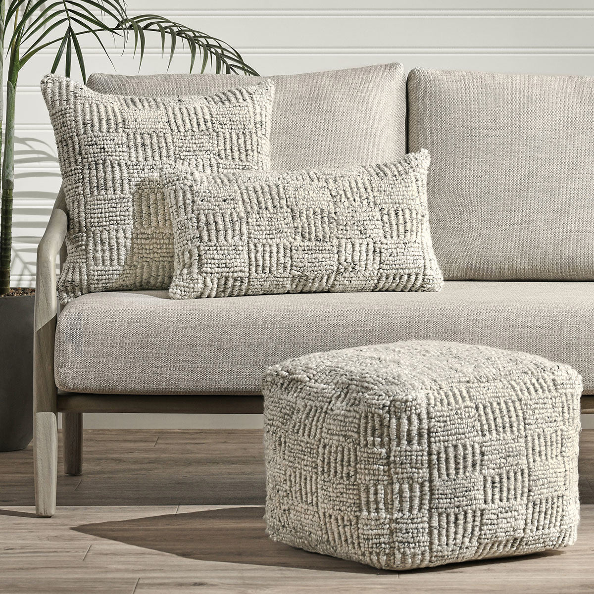 Performance Vico Pouf 18"x18"x14" - Ivory Multi